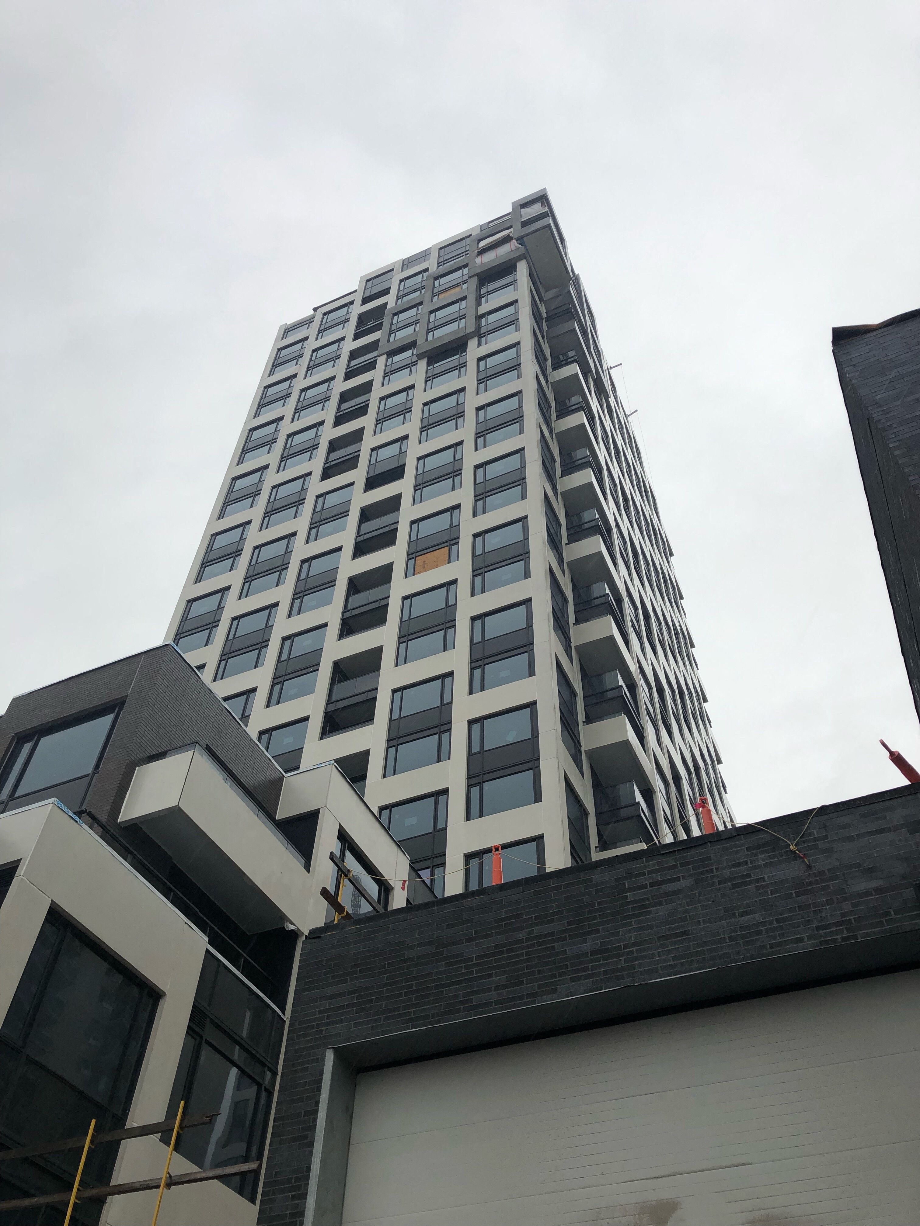 The Livmore High Park Apartments, 50 High Park Avenue 55 Quebec